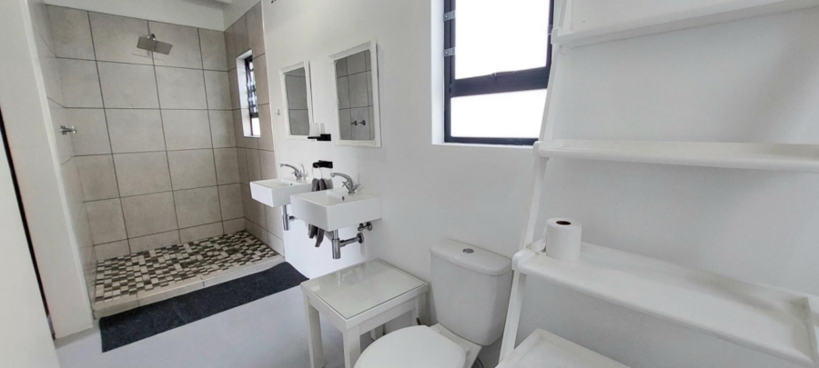4 Bedroom Property for Sale in Cintsa East Eastern Cape